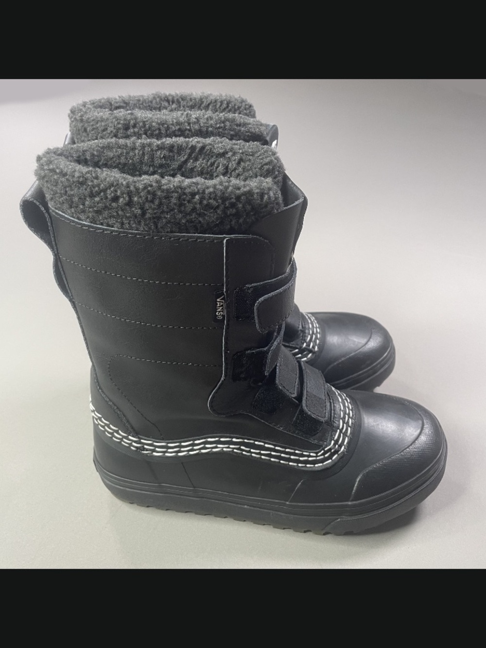 NEW Vans Shoes Mens 6.5 black standard v mte snow boots outdoor winter sports - Picture 2 of 11